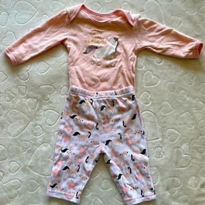 2 piece Baby Gear outfit. (Onesie and pants)